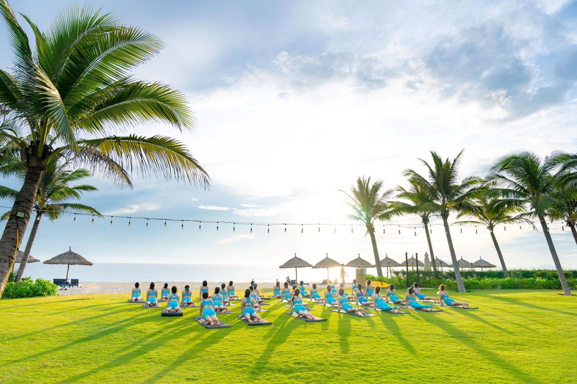 Wyndham Hoi An Royal Beachfront Resort & Villas エクステリア 写真