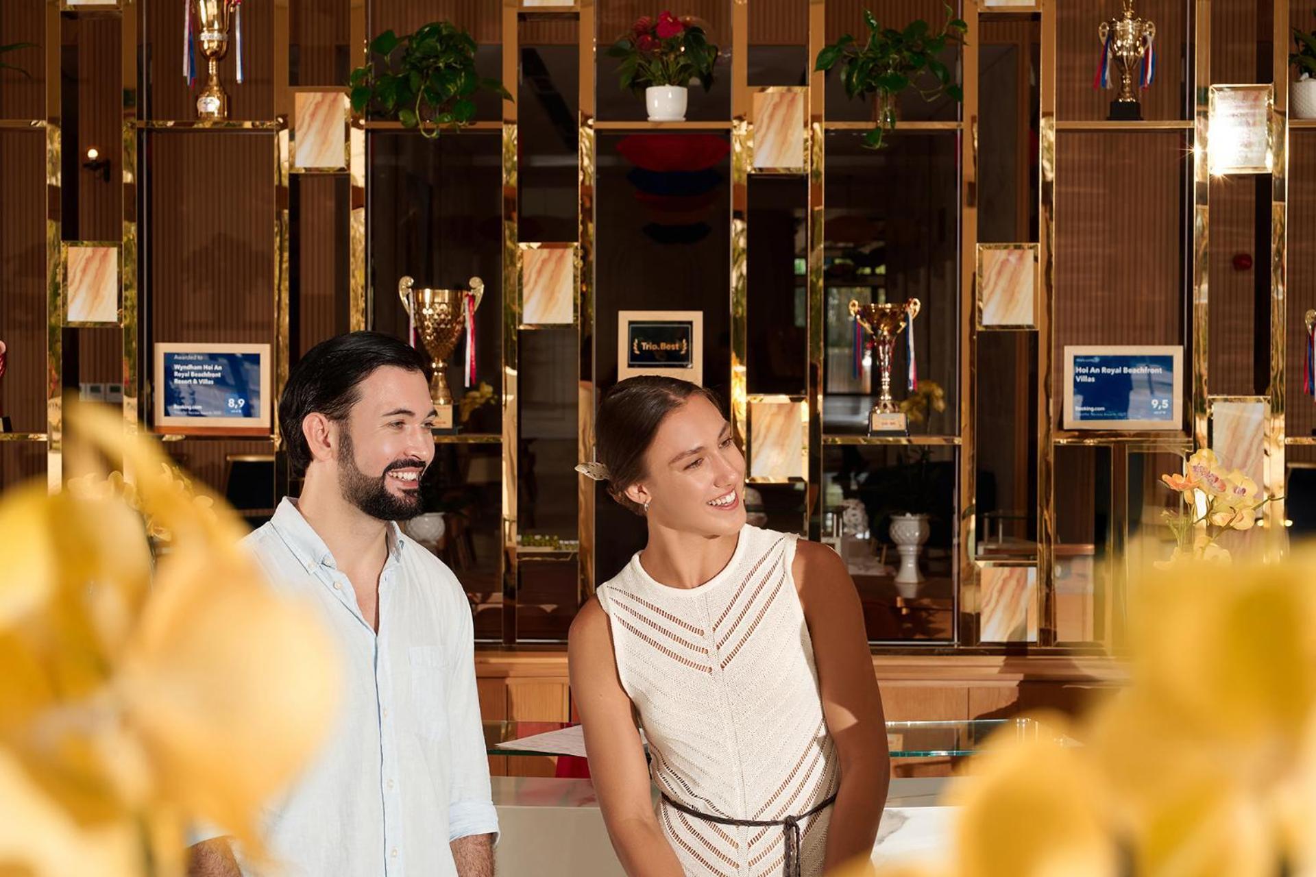 Wyndham Hoi An Royal Beachfront Resort & Villas エクステリア 写真