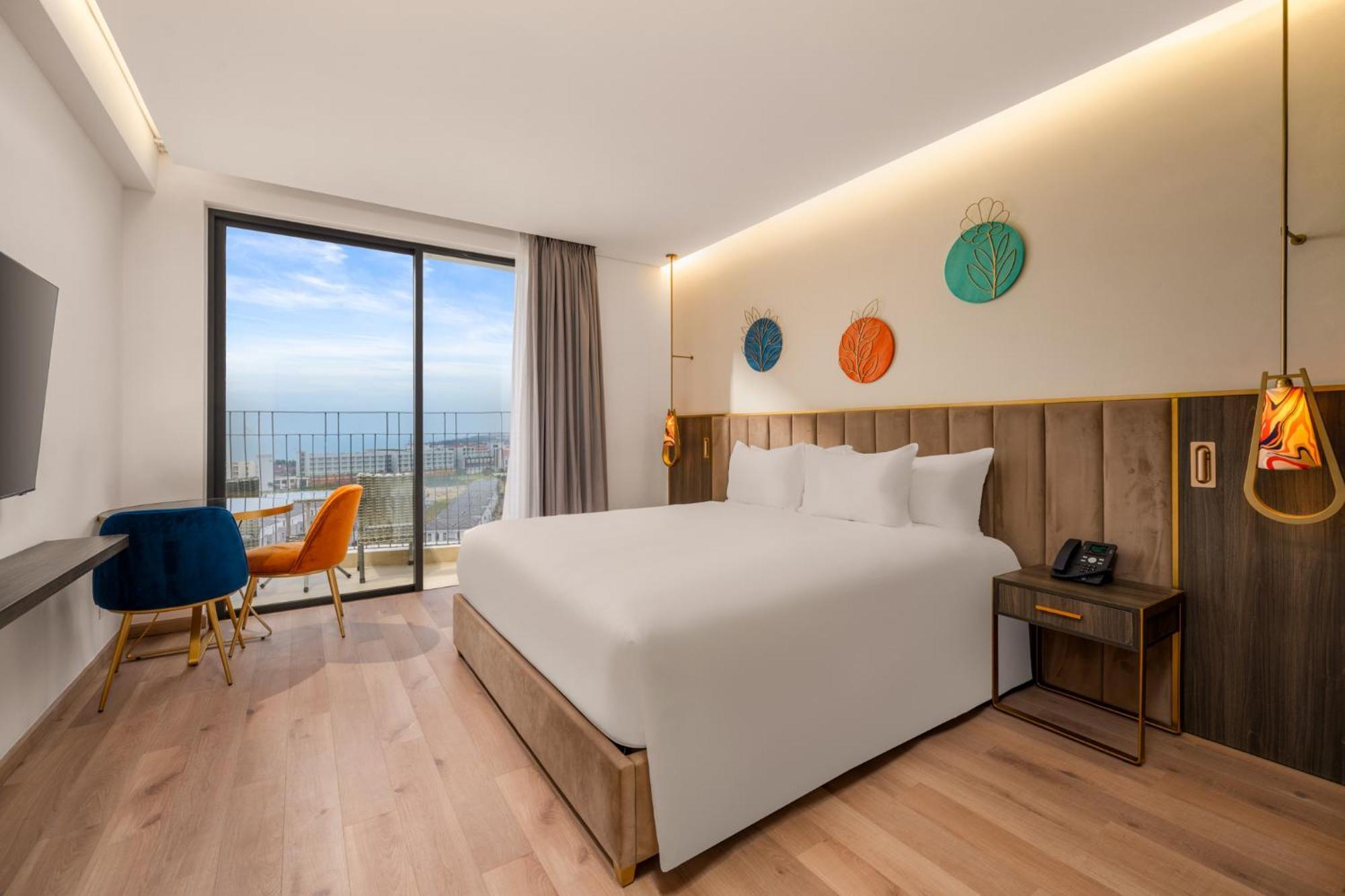 Wyndham Hoi An Royal Beachfront Resort & Villas エクステリア 写真